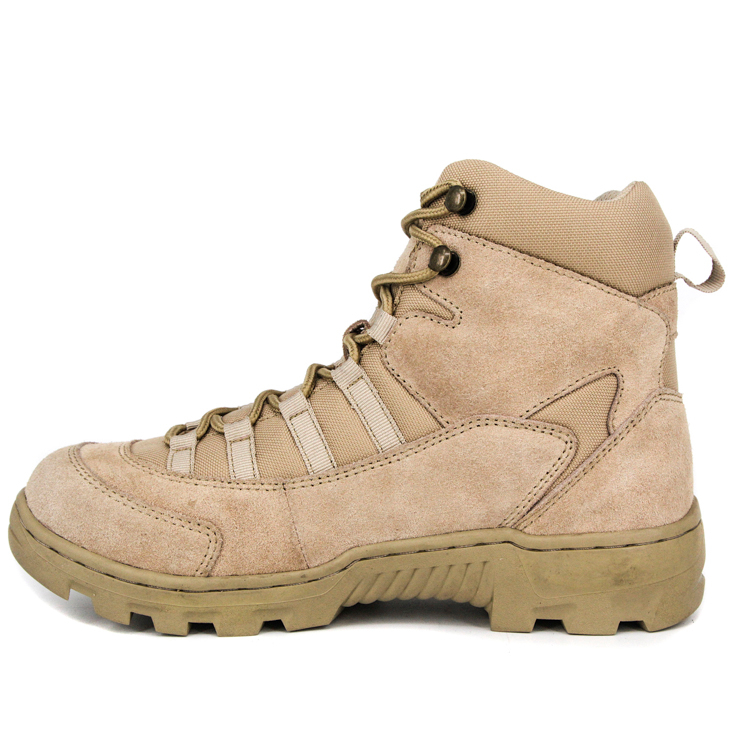Desert boots sable pour l'été 7105