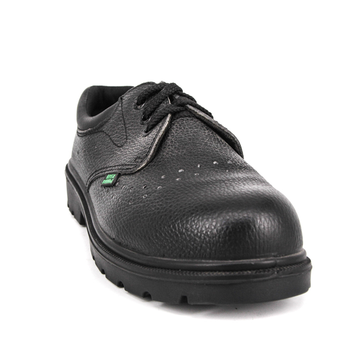 Fekete férfi kényelmes biztonsági cipő 3106