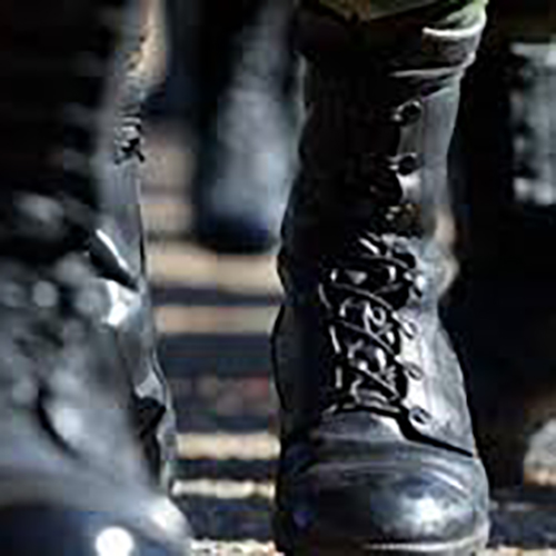 Sol - salah satu bagian terpenting dari sepatu bot militer