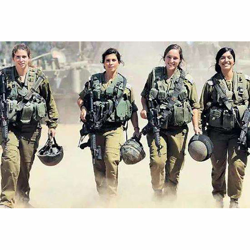 Kadın askeri botlarını kişiselleştirmek önemli mi?